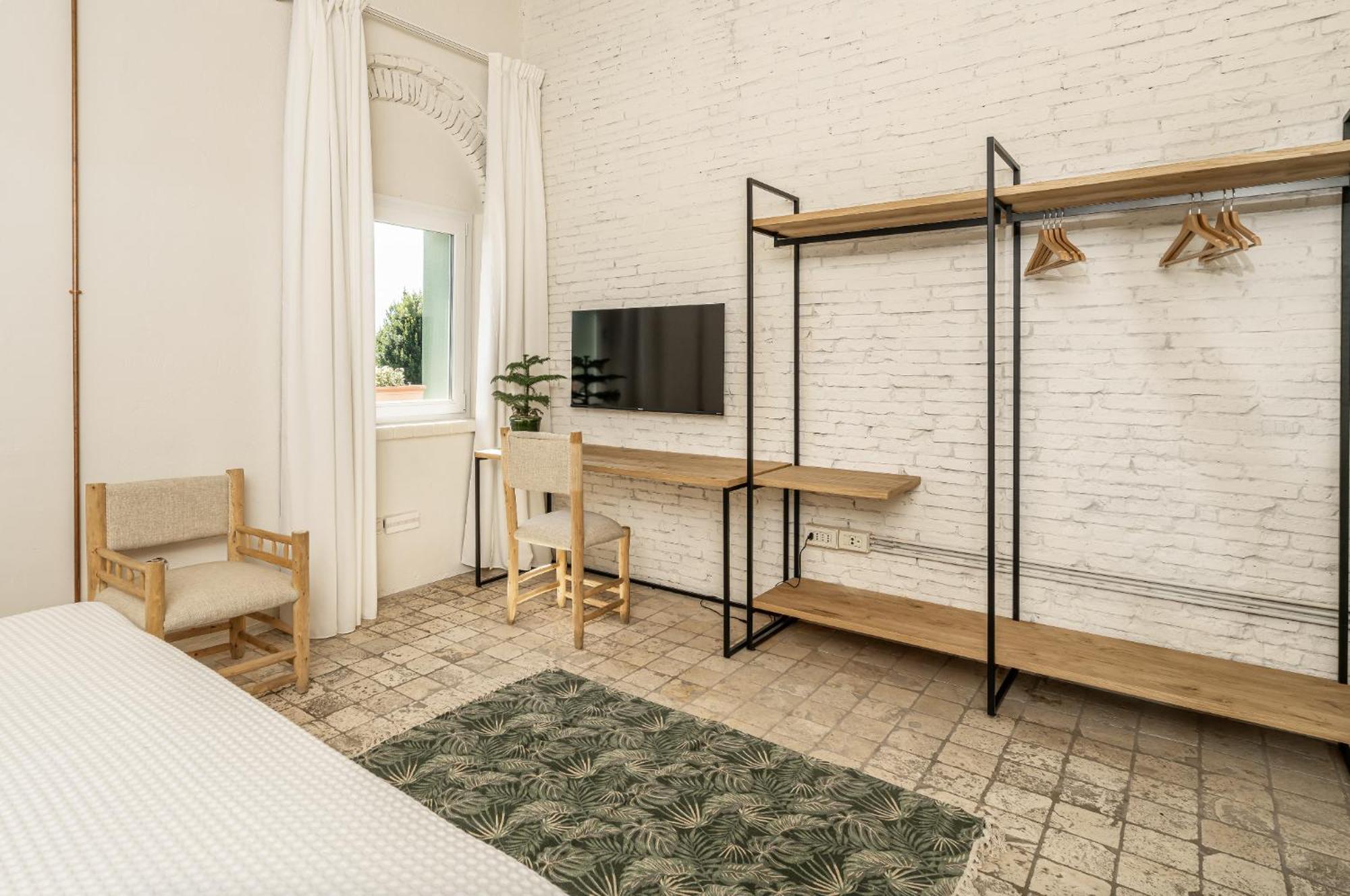 Scarlea Rooms Cecina  Eksteriør bilde