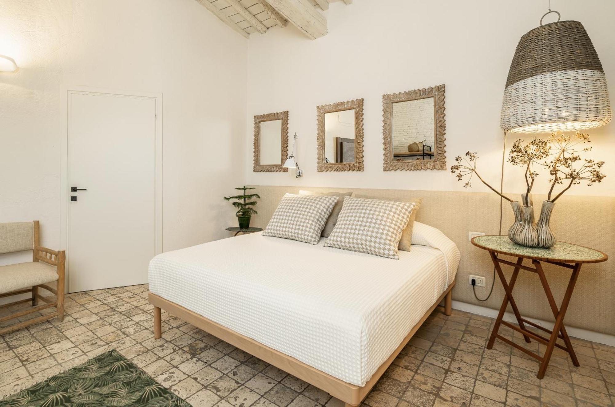 Scarlea Rooms Cecina  Eksteriør bilde